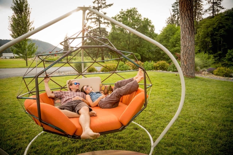 Modern Hanging Outdoor Lounge with Vibrant Cushions
