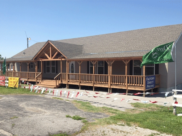 Modular Prefabricated Home with Spacious Front Porch