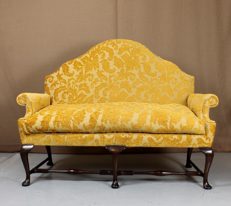 Queen Anne Sofa & Armchair - Antiques Atlas