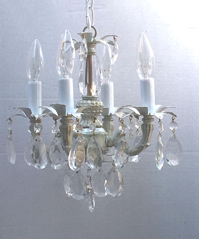 Shabby Chic Mini Crystal Chandelier for Bedroom