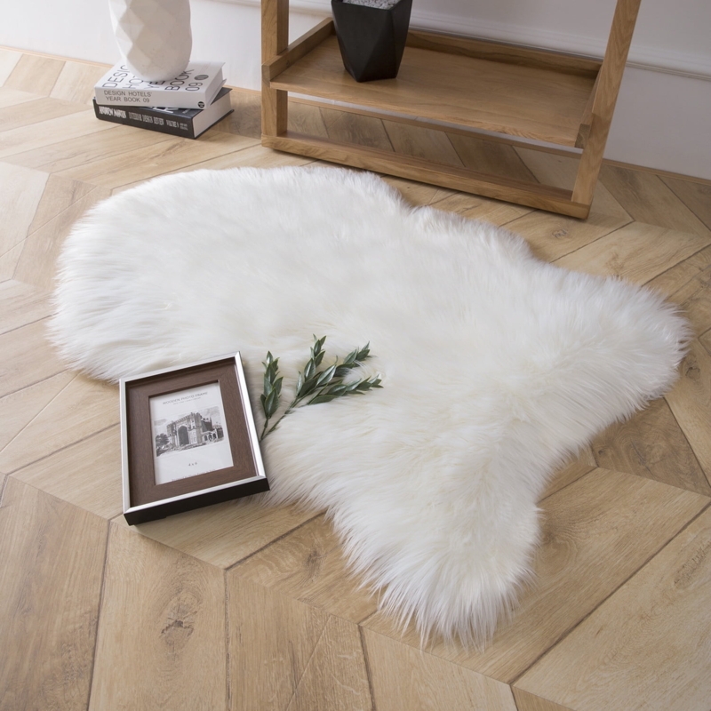 Soft White Faux Sheepskin Area Rug for Cozy Spaces