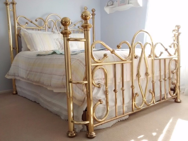 Victorian Solid Brass King Size Farmhouse Bed