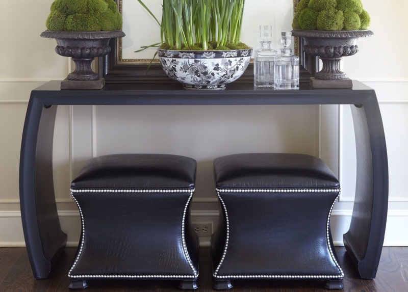 Black Modern Console Table with Ottoman Seating