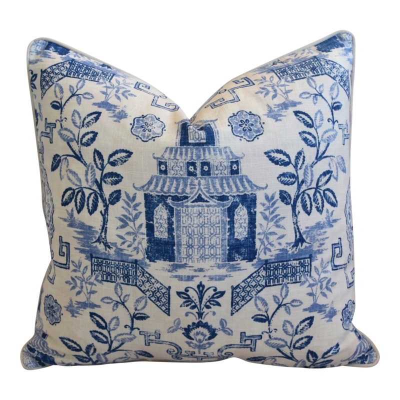 Blue and White Chinoiserie Linen Velvet Pillow