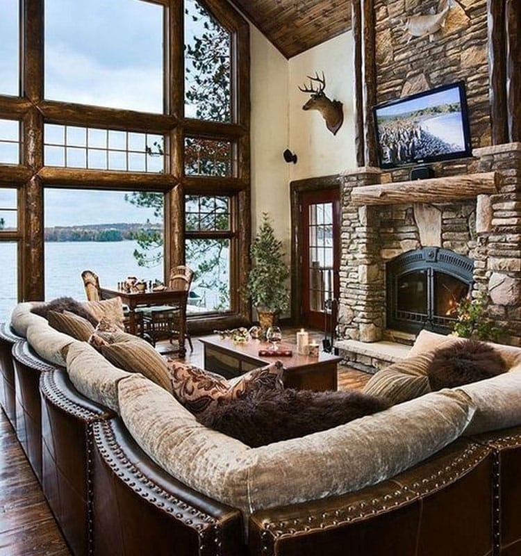 Cozy Rustic Cabin Living Room with Lake View