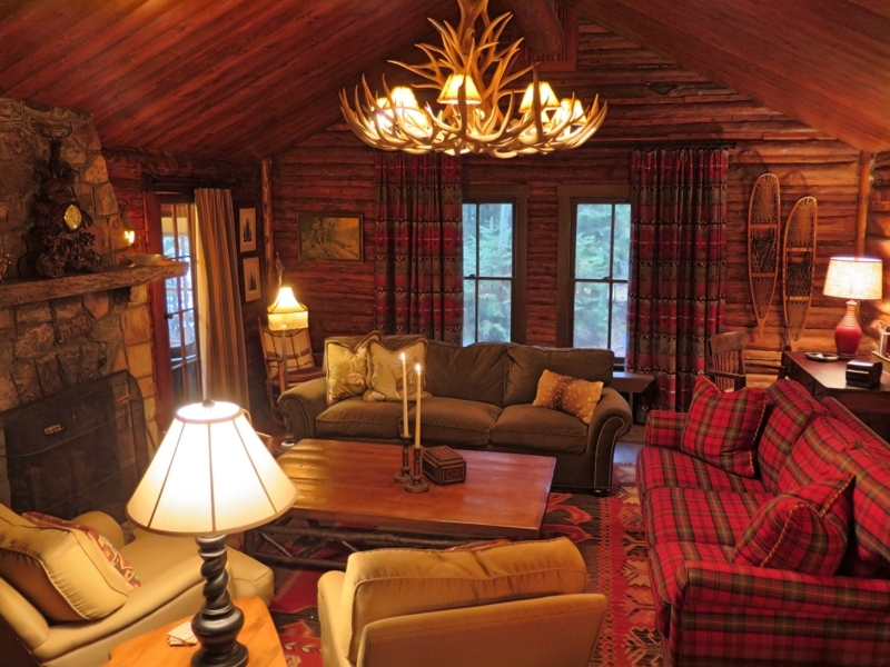 Cozy Rustic Log Cabin Living Room Design