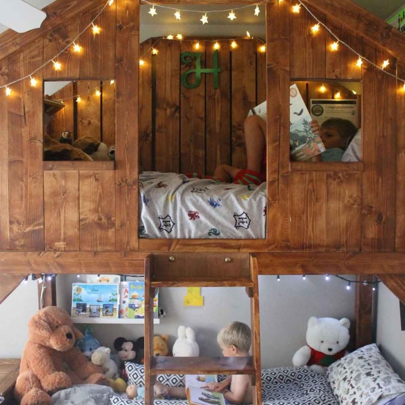 Cozy Wooden Cabin Style Kids Bunk Bed