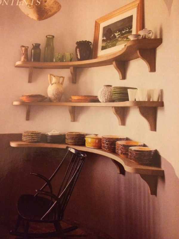 Custom Curved Wall Shelves for Stylish Storage