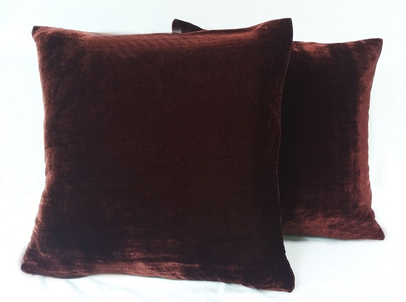 Dark Brown Velvet Throw Pillows for Cozy Spaces