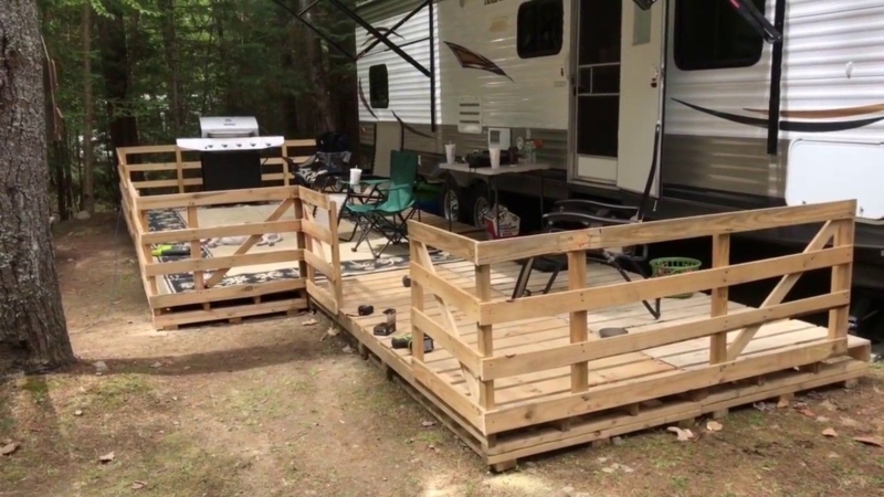 DIY Portable Pallet Deck for RV Outdoor Space