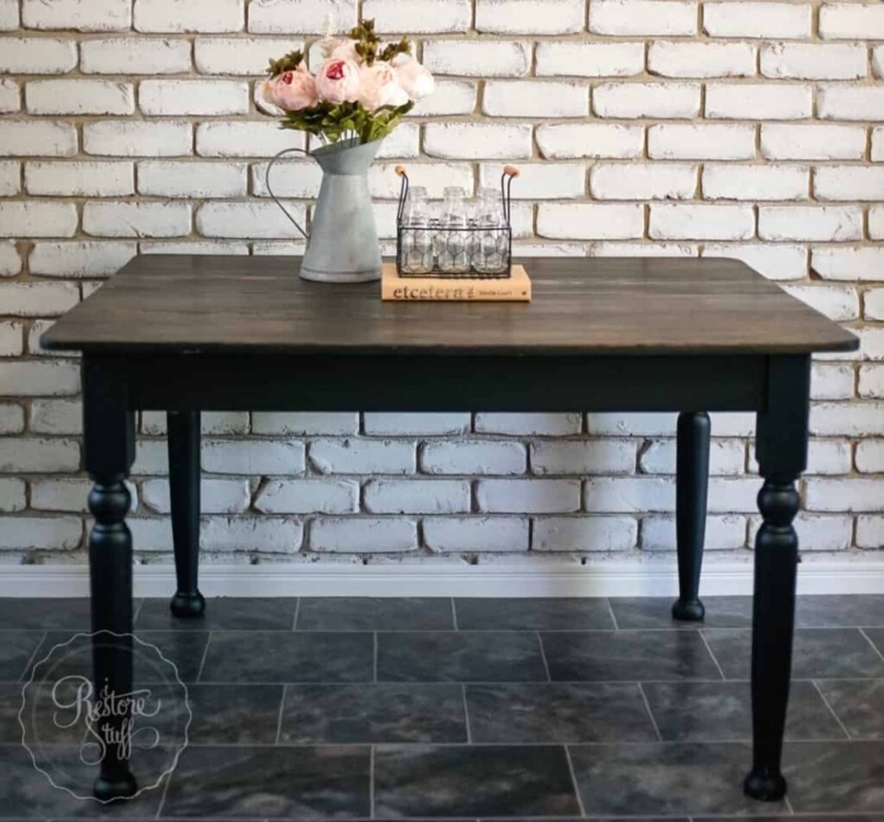 Elegant Black Farmhouse Table with Rustic Decor