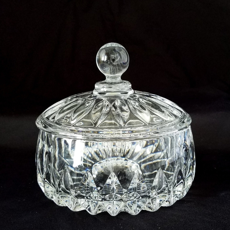 Elegant Crystal Candy Dish with Lid for Home Decor