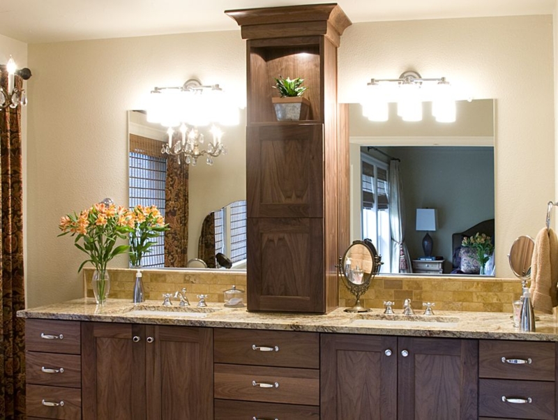 Elegant Master Bathroom Double Vanity with Central Storage