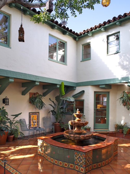 Elegant Spanish Courtyard Fountain with Colorful Tiles