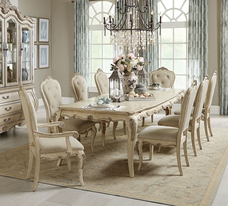 Elegant Thomasville Country French Dining Room Set