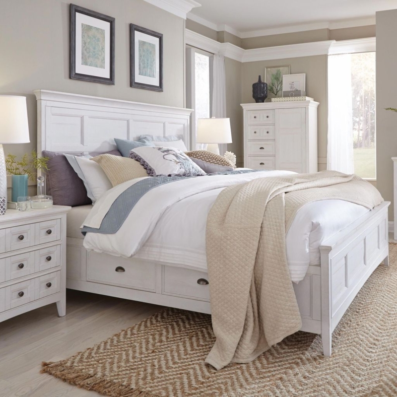 Elegant White Master Bedroom Furniture Set