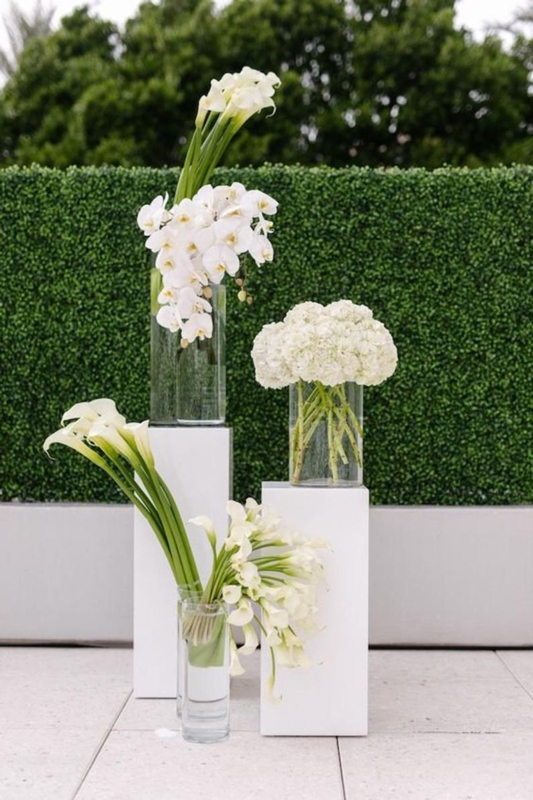 Elegant White Wedding Flower Display Pedestals