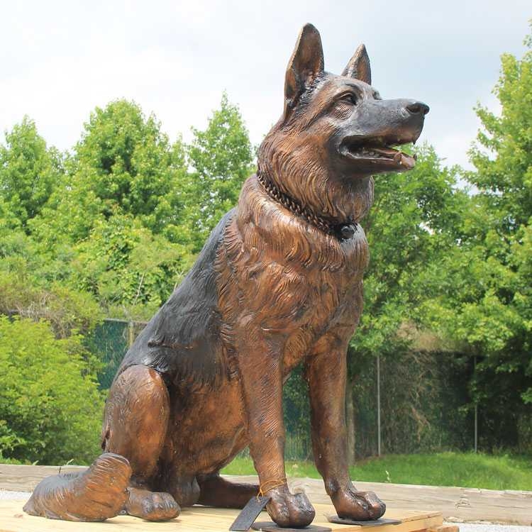 Life Size Bronze German Shepherd Garden Statue