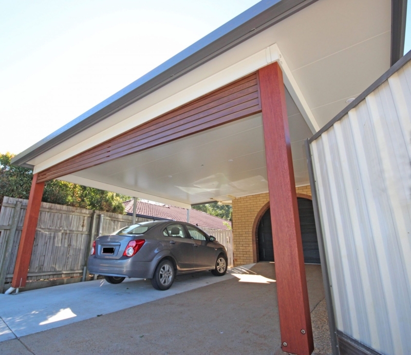 Modern Carport Screening with Timber Accents