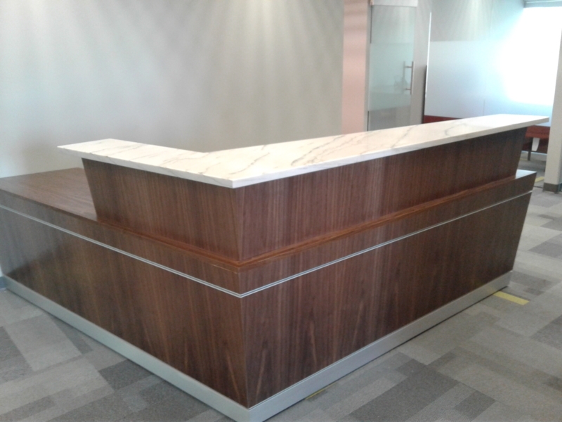 Modern Reception Desk with Marble and Wood Finish