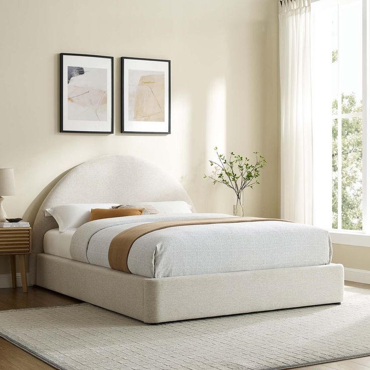 Modern Resort Arched Upholstered Round Platform Bed