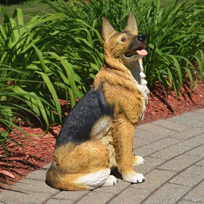Realistic German Shepherd Outdoor Garden Statue