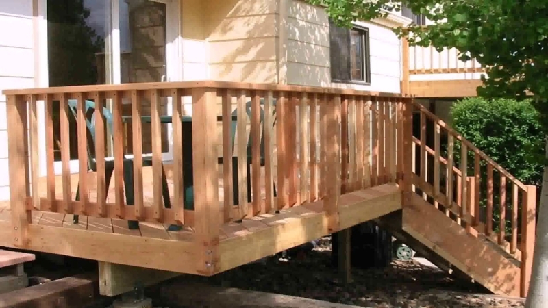 Simple Temporary Wooden Deck Railing Design