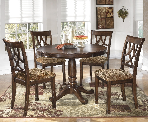 Traditional Leahlyn Hardwood Dinette Set with Upholstered Chairs