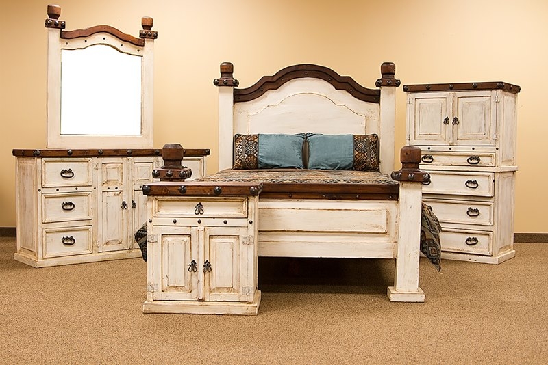 White Wash Rustic Bedroom Set with Wood Accents