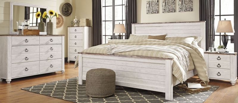 Whitewash Panel Bedroom Set with Rustic Charm