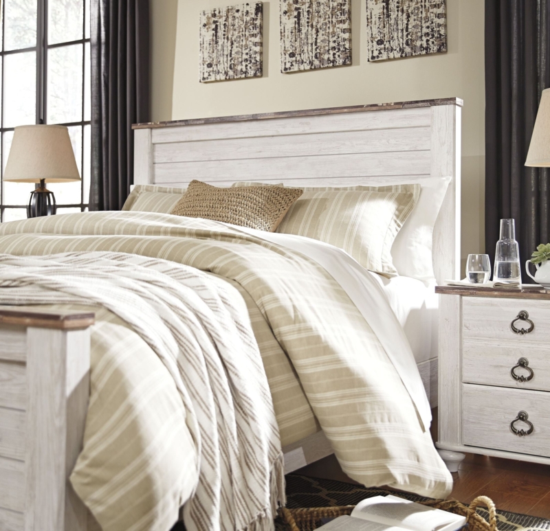 Willowton Whitewash Panel Bedroom Set by Ashley