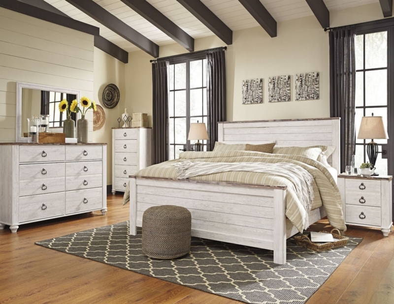 Willowton Whitewash Panel Bedroom Set Rustic Style