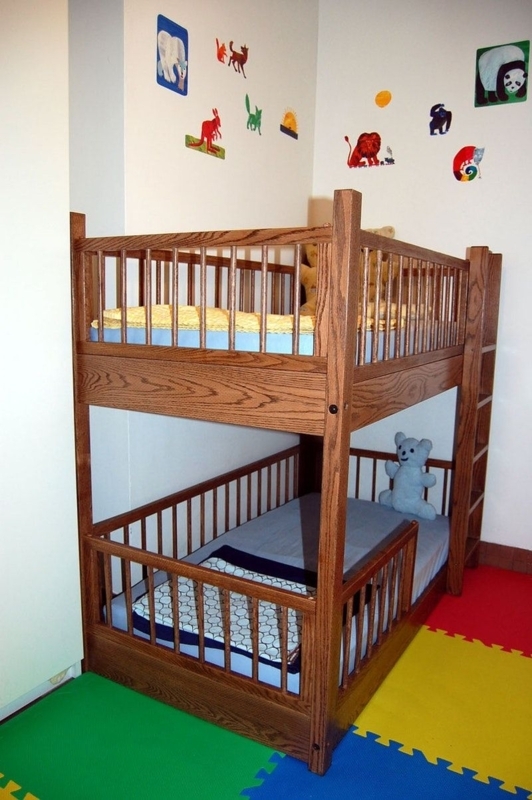 Wooden Bunk Bed for Toddler and Infant Room