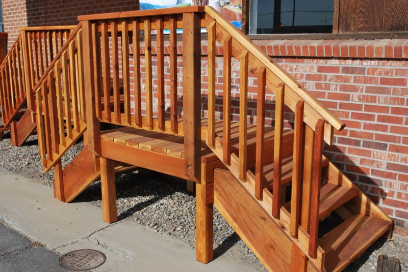 Compact Pre-Built Redwood Deck with Stairs