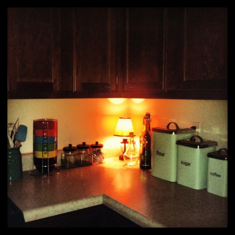 Countertop Lamp for Kitchen | Essential Kitchen Accessory