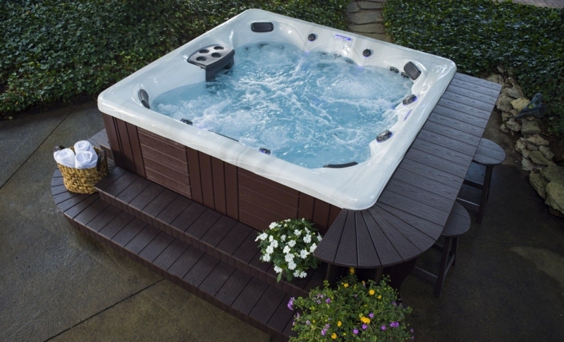 Cozy Backyard Hot Tub with Built-in Seating
