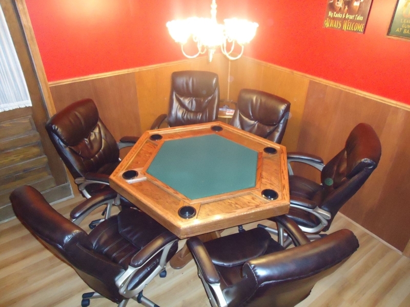 Cozy Hexagonal Poker Dining Room Table Setup