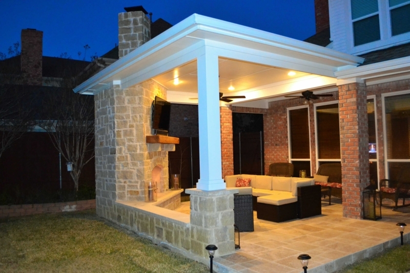 Cozy Outdoor Living Area with Corner Fireplace