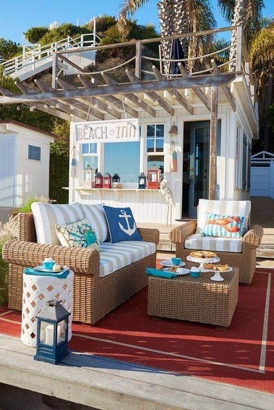 Cozy Outdoor Nautical Patio Decor Ideas