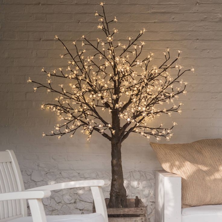 Elegant Illuminated Decorative Tree for Cozy Spaces
