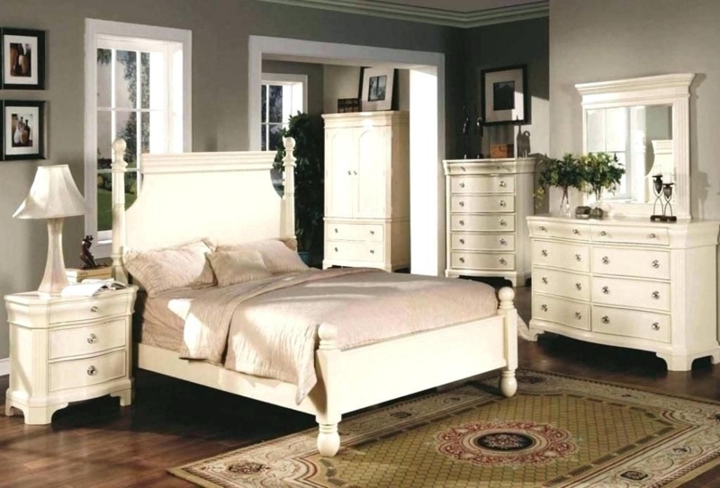 Elegant Off White Antique Bedroom Furniture Set