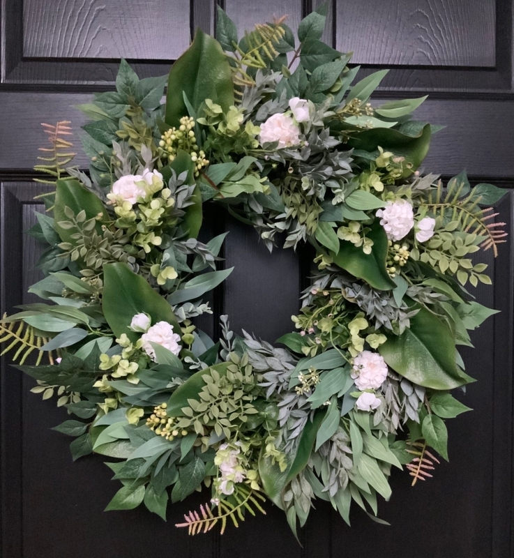 Elegant Spring Magnolia Wreath with White Flowers
