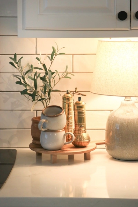 Favorite Kitchen Lamps for Cozy Kitchen Vibes