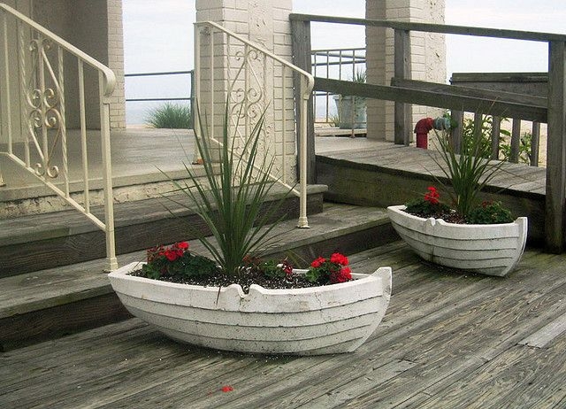 garden boats | Nautical outdoor decor, Garden decor, Nautical landscaping