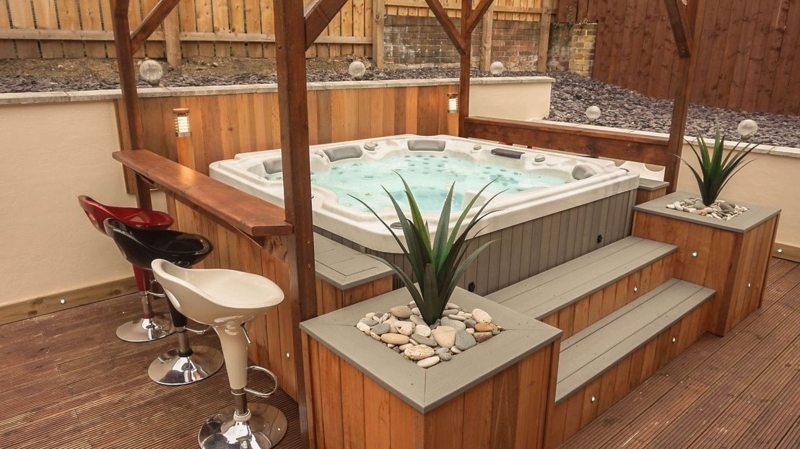 Hot Tub Portfolio - All Seasons Living - Garden Rooms & Hot Tubs in ...