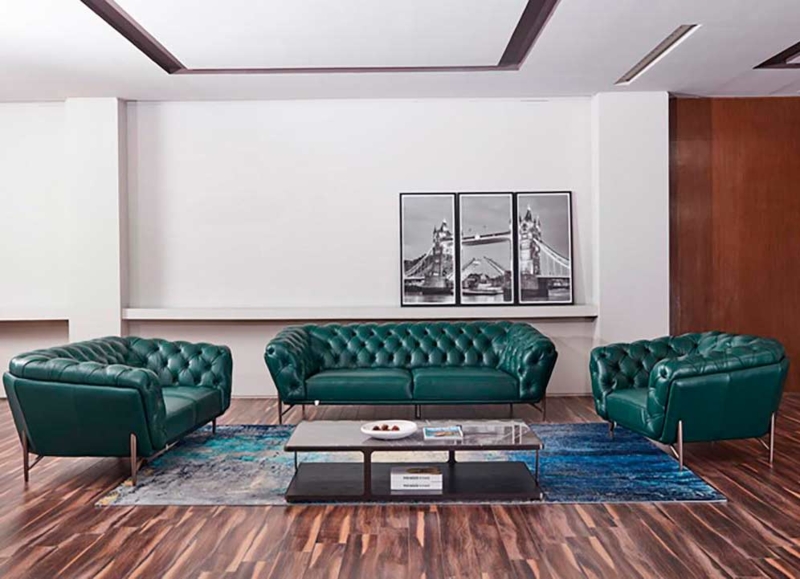 Hunter Green Leather Sofa Set in Modern Living Room
