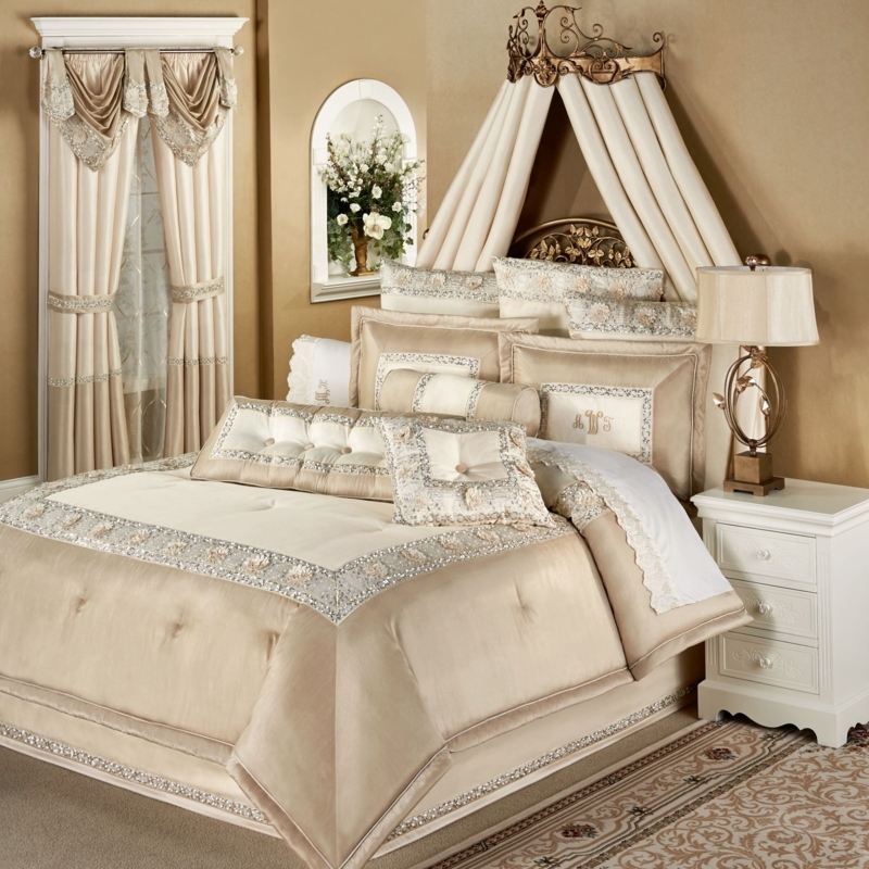 Luxurious Light Cream Sequined Comforter Bedroom Set