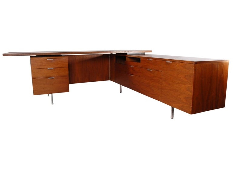 Mid-Century Modern L-Shaped Executive Desk by George Nelson for Herman ...