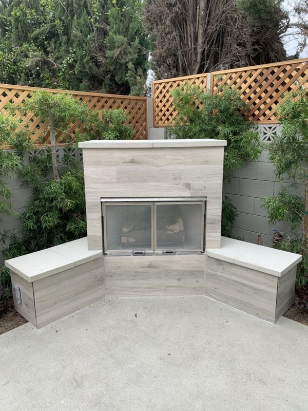 Modern DIY Outdoor Corner Fireplace with Seating