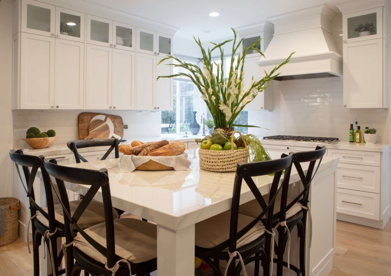 Modern Kitchen Island with Dining Table Seating